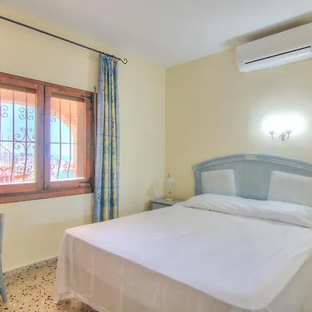 Con Piscina Y Vistas Al Mar - Mar 27 H Κάλπε