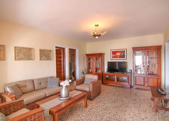 Con Piscina Y Vistas Al Mar - Mar 27 H *